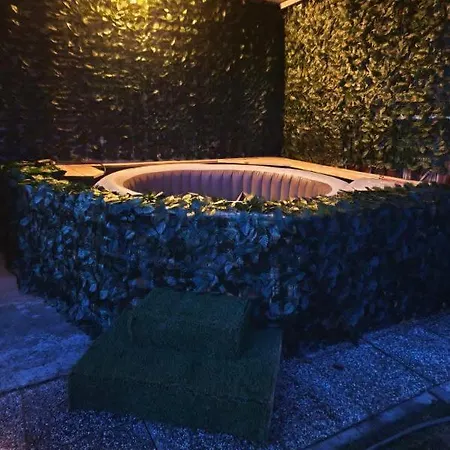 Data Bivalni Vikend Gruskovec